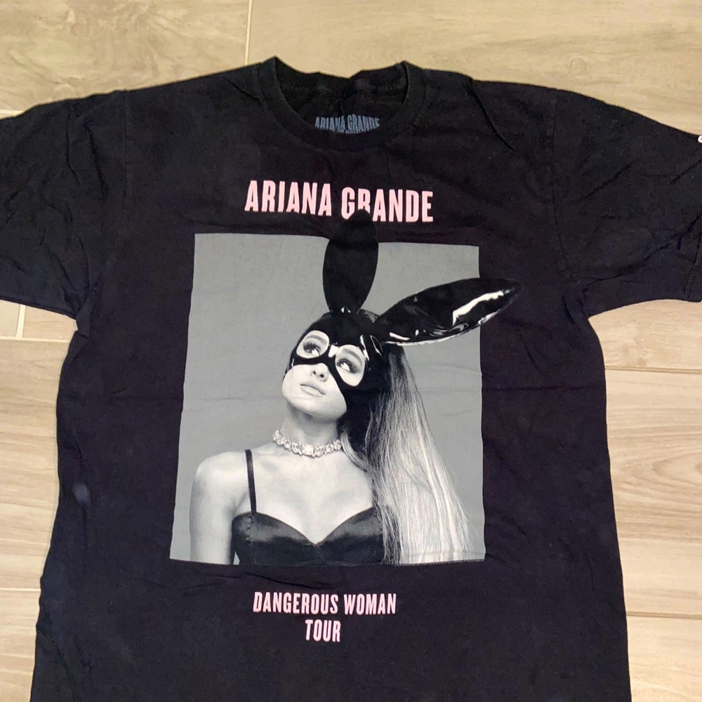 Ariana Grande dangerous woman tour